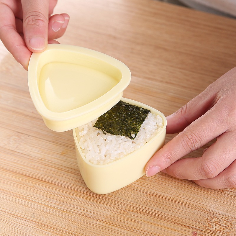 1/2 szt. Trójkątna plastikowa  – Baby Food Japanese recenzja i cena